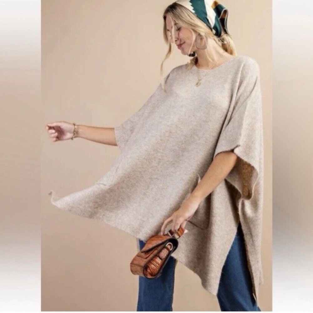 Kori America Size S/M Tan Oversized Boxy Poncho Sweater